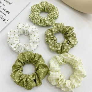 ⚠️Clearance 5pcs Green Polkadot /Plaid /Floral Hair Tie Scrunchies For Daily Use